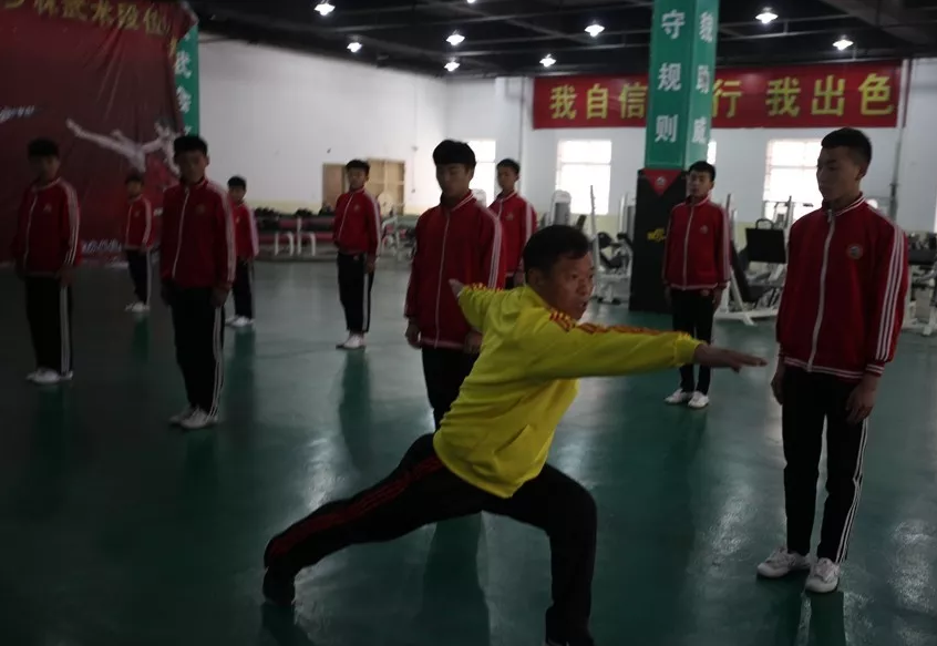 嵩山文武少林學(xué)校學(xué)費(fèi)？小孩去少林上學(xué)要多少學(xué)費(fèi)