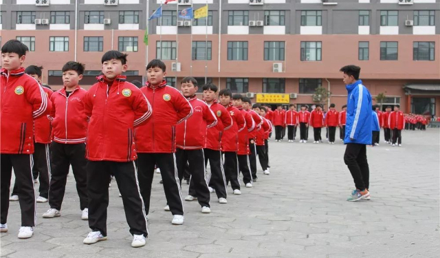 登封少林武校學(xué)費(fèi)一年是多少？能學(xué)到什么武術(shù)？