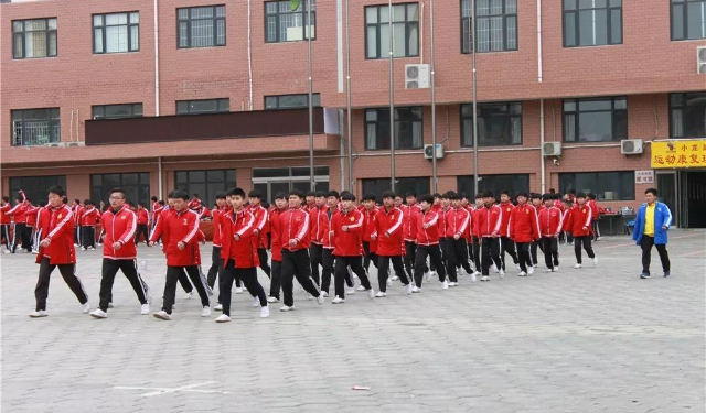 孩子太老實(shí)內(nèi)向可以去少林學(xué)校練武術(shù)嗎？