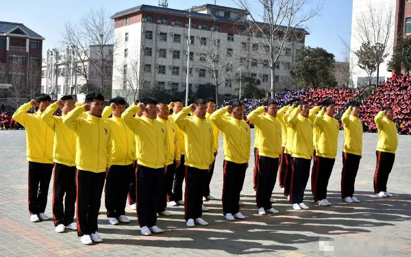 去嵩山少林武術(shù)學(xué)校習(xí)武學(xué)籍怎么轉(zhuǎn)？