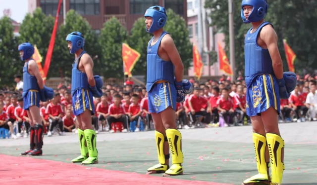 河南少林武校從六歲到十八歲學(xué)費(fèi)多少錢？