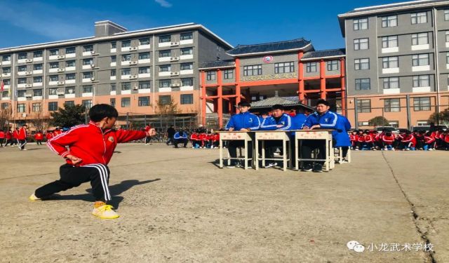 嵩山少林武校招收條件是啥？小孩多大可以學(xué)武術(shù)？