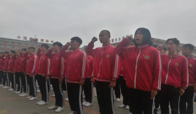 嵩山少林武校哪家好?正規(guī)武術(shù)培訓(xùn)學(xué)校招生