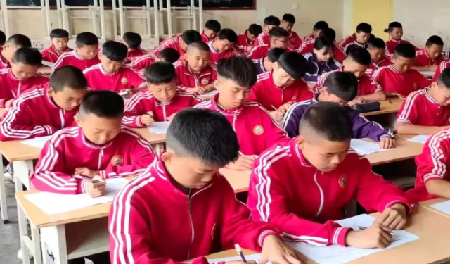 嵩山少林文武學校