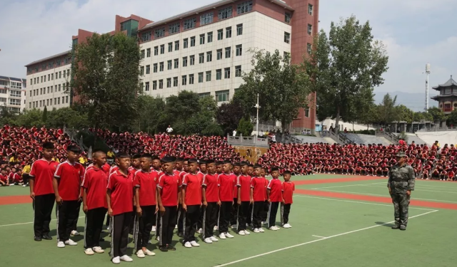 河南嵩山少林武校收費(fèi)標(biāo)準(zhǔn)是多少？正規(guī)武校的收費(fèi)高不高？