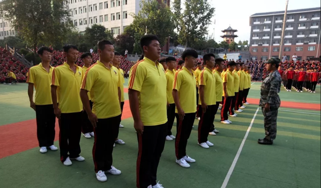 登封少林武校明年招收學(xué)費(fèi)多少錢？什么時(shí)候開(kāi)始招生？