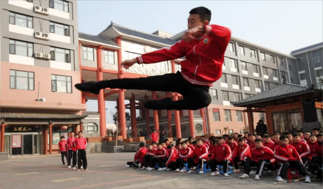 河南嵩山少林文武學校