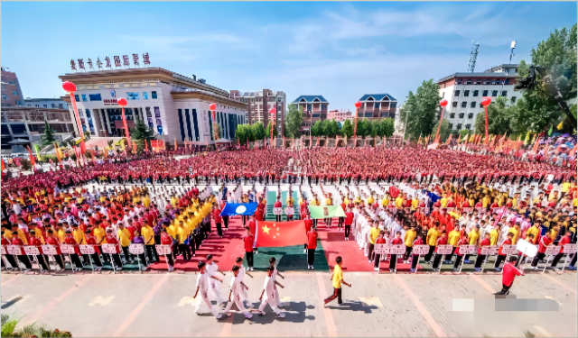 河南嵩山少林武校明年招生嗎？招生收費(fèi)標(biāo)準(zhǔn)是多少？