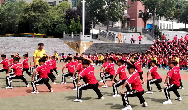 登封少林武校高中周六周日上課嗎？
