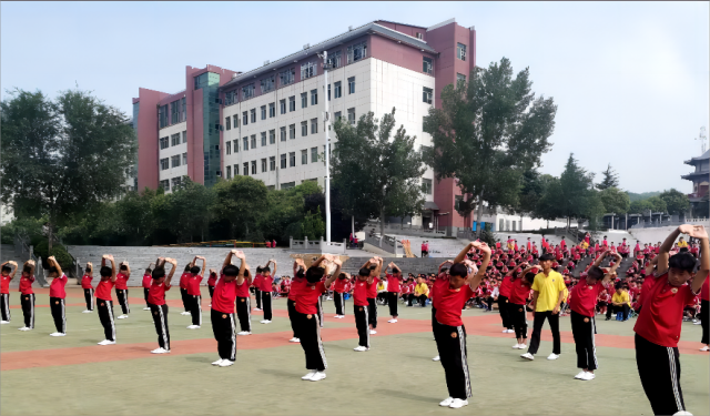 2023年嵩山少林文武學(xué)校哪個(gè)好？學(xué)習(xí)武術(shù)有什么好處？