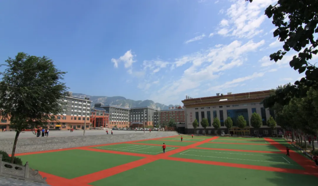 鄭州嵩山文武學(xué)校