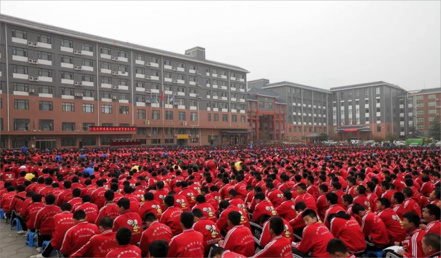 河南少林武校的武術(shù)班分什么班型？