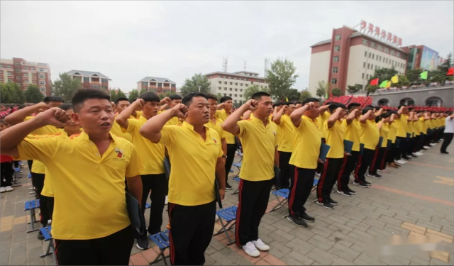 嵩山少林學(xué)校向解放軍輸送學(xué)生嗎？