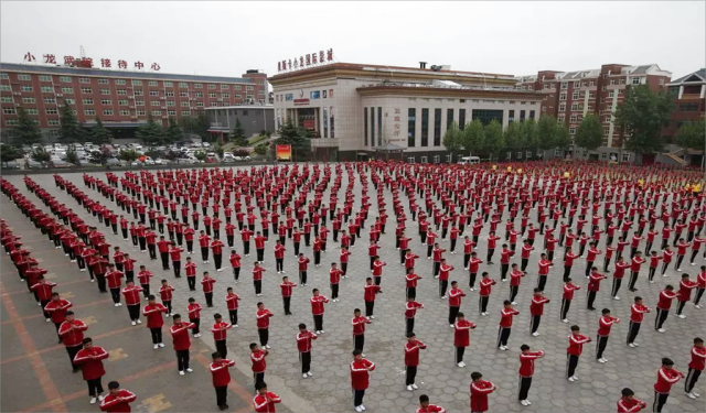 少林武校招生簡章中有哪些內(nèi)容？學習武術有哪些好處？