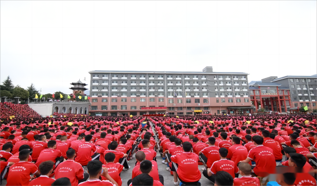 少林文武學(xué)校收費(fèi)標(biāo)準(zhǔn)是怎么樣的？武校需要上多久呢？