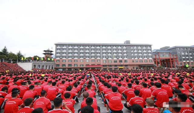 【權威認證·武學殿堂】少林小龍武院：一所名副其實的正規(guī)武術學院