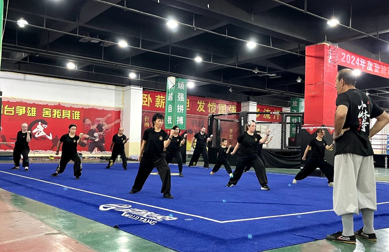 少林小龍武校