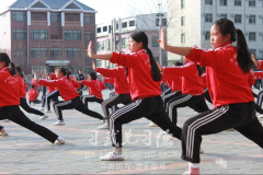 小女孩子去少林學武可以嗎？[專業(yè)女子班]嵩山少林招收女生嗎